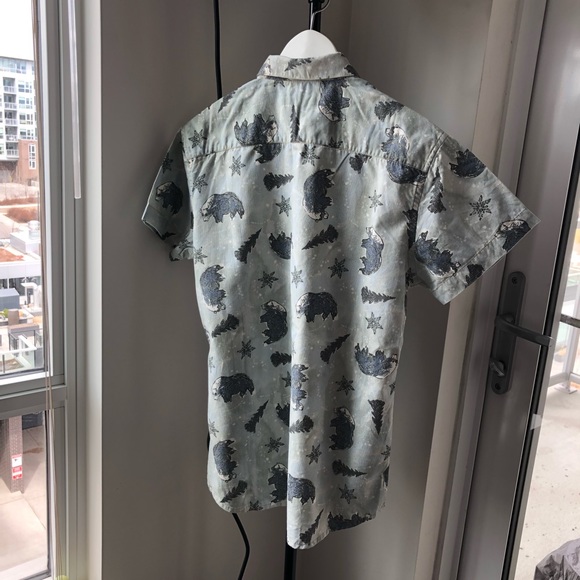 Colgador de Madeira. Short sleeve button up shirt. - Picture 2 of 7